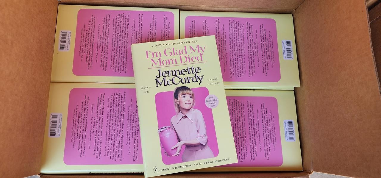 Jennette McCurdy Book Lot 20 I'm Glad My Mom Died Hardcover NEW Wholesale