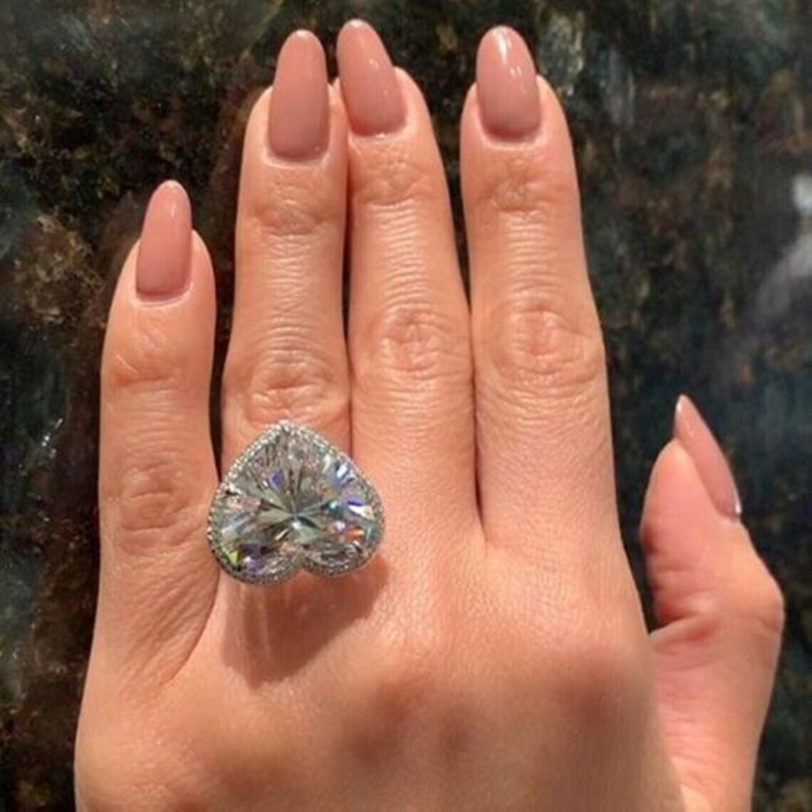 Magnificent Huge Heart & Round Cut 13.38CT Diamonds Halo Luxury Wedding Ring Magnificent Huge Heart & Round Cut 13.38CT Diamonds Halo Luxury Wedding Ring