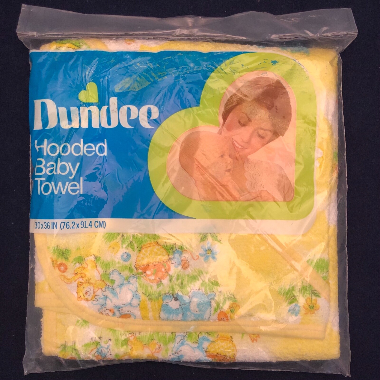 Vintage Dundee Hooded Baby Towel 30\ Vintage Dundee Hooded Baby Towel 30\