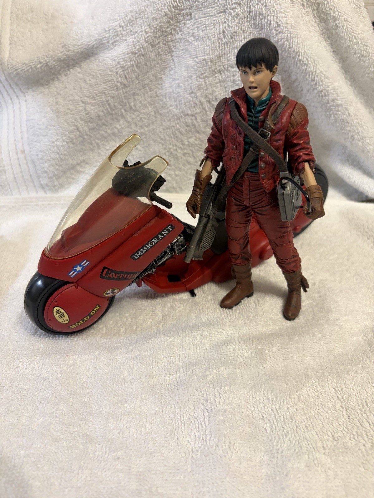 Akira Kaneda Figure w/ Motorcycle – McFarlane Toys 2000 Akira Kaneda Figure w/ Motorcycle – McFarlane Toys 2000