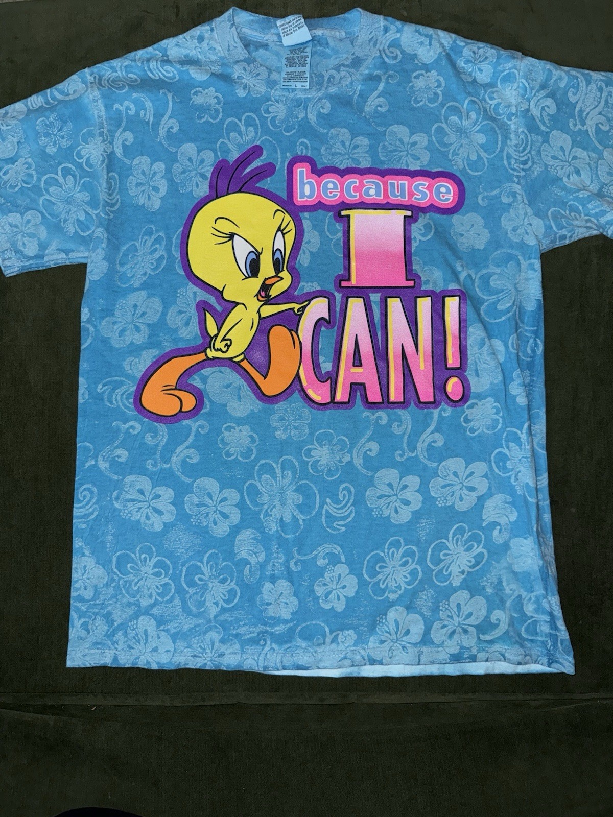 Vintage 1997 Looney Tunes Funny Tweety Hawaiian AOP Shirt Men\'s L Blue RARE Vintage 1997 Looney Tunes Funny Tweety Hawaiian AOP Shirt Men\'s L Blue RARE