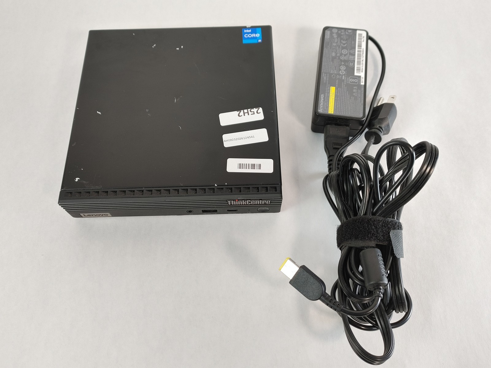 Lenovo ThinkCentre M70q Gen 2 Core i5-11400T 1.30 GHz 8 GB DDR4 512 GB NVMe