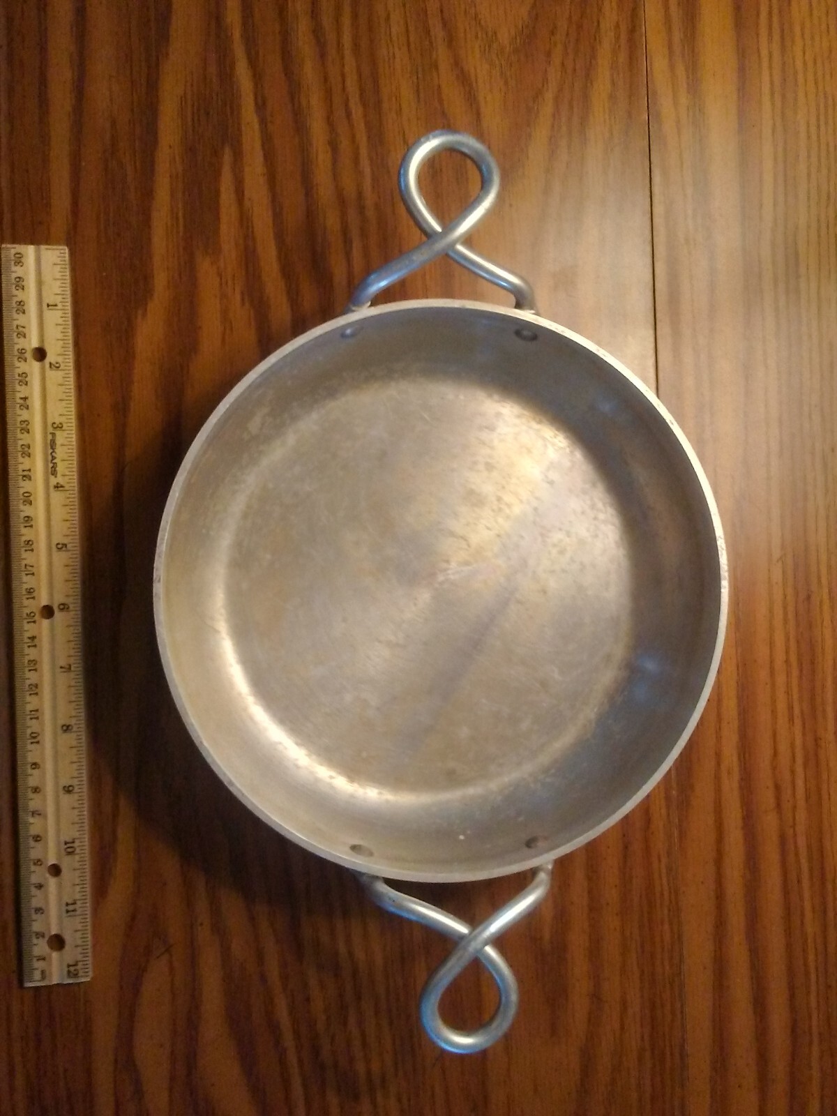 Wear-Ever J901 pan Wear-Ever J901 pan