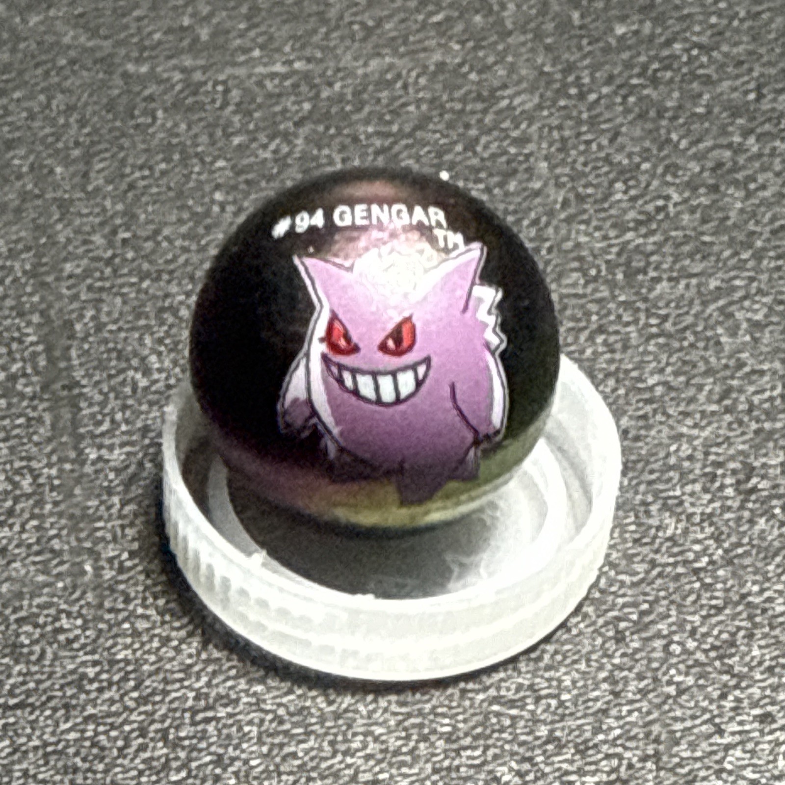 Vintage 1999 Pokemon Marble #94 Gengar Holo Iridescent Toy Biz Vintage 1999 Pokemon Marble #94 Gengar Holo Iridescent Toy Biz