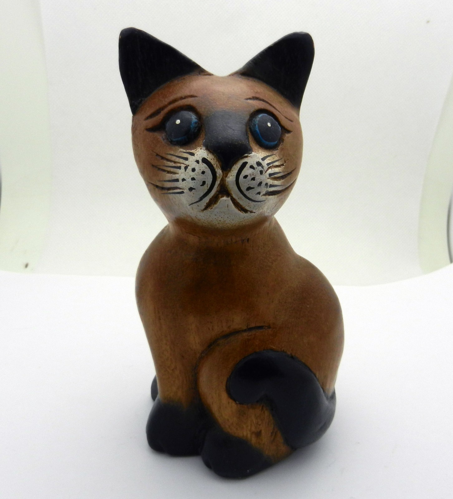 Vintage Hand Carved Wooden Wood Cat Folk Art Figure Sitting Sitter 6 Vintage Hand Carved Wooden Wood Cat Folk Art Figure Sitting Sitter 6