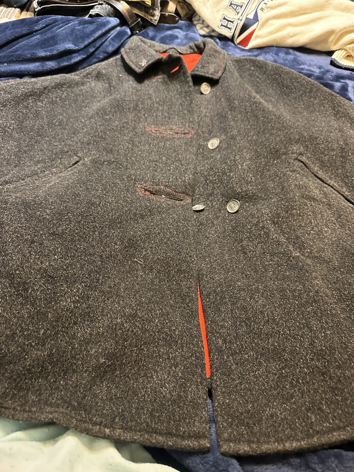vintage 1950s–1960s Austrian wool cape Made By Original Hammer For Carroll reed
