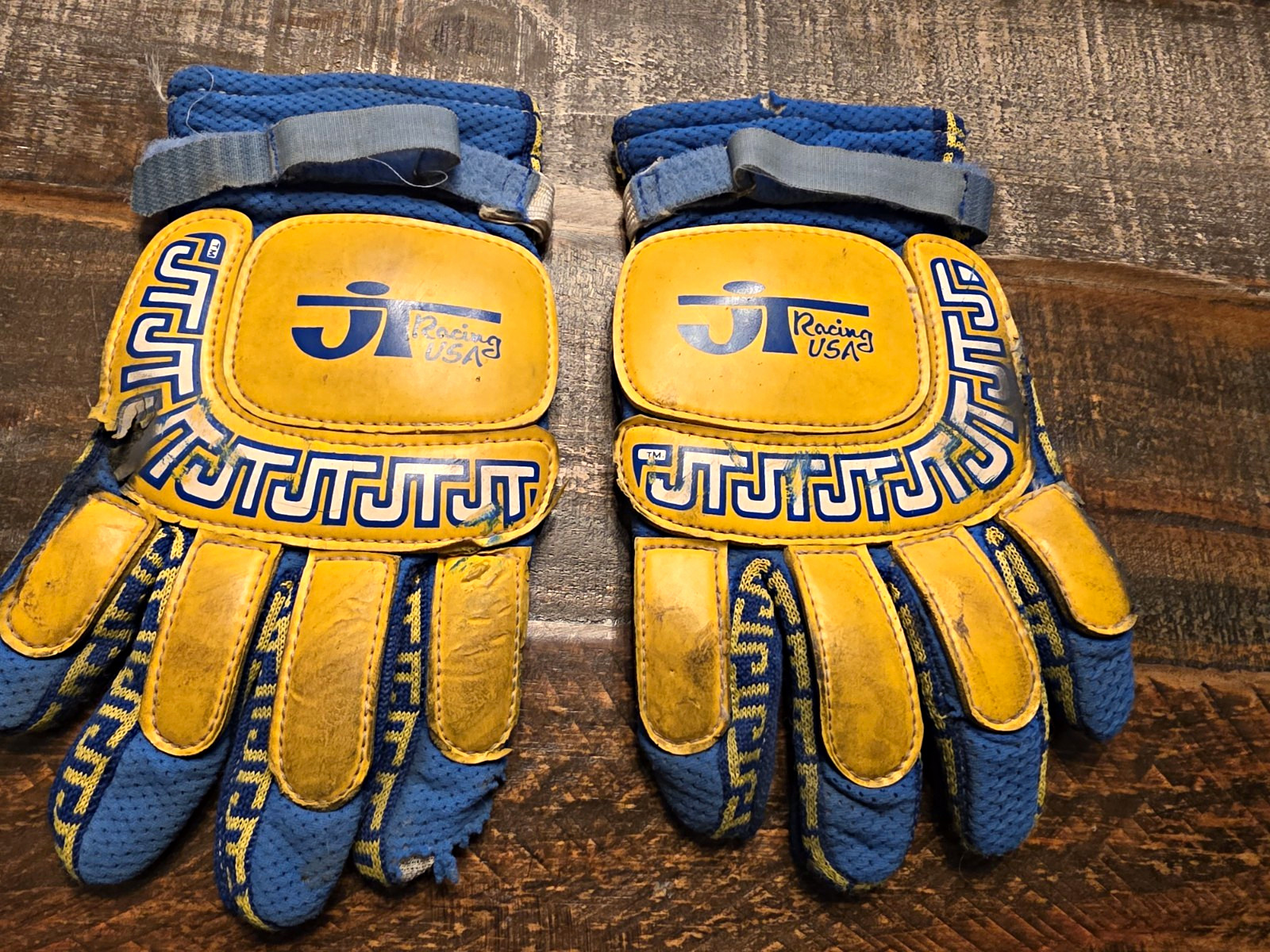 Vintage MX Motocross JT Racing Gloves. 1970s Offroad History AHRMA RARE Vintage MX Motocross JT Racing Gloves. 1970s Offroad History AHRMA RARE