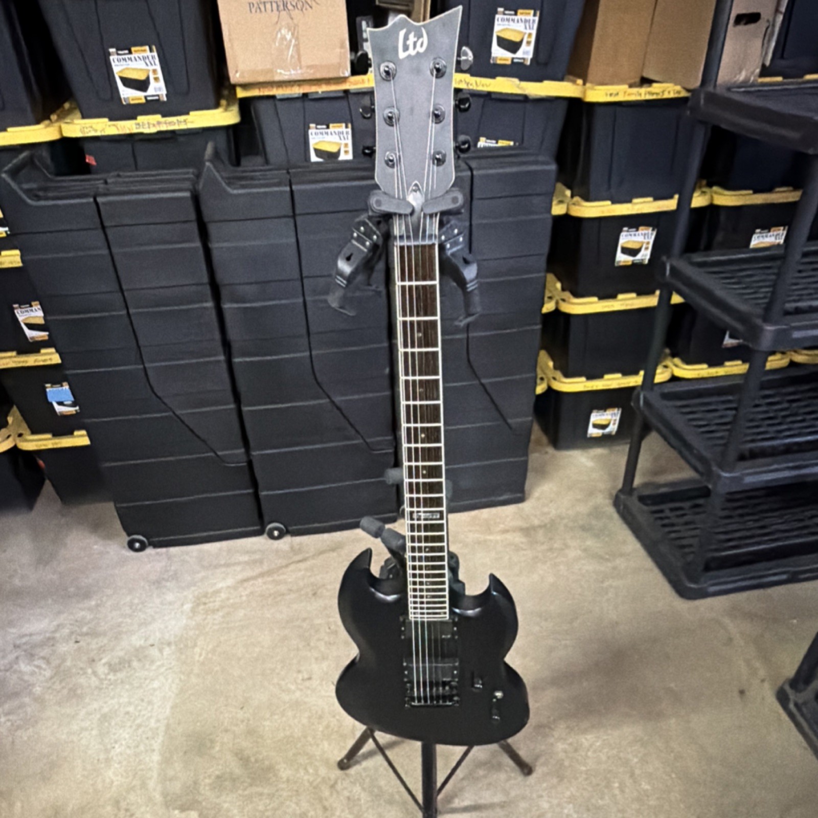 LTD VB-400 Electric Guitar Black Solid 6 StringRight-Handed w/ Gig Bag BARITONE LTD VB-400 Electric Guitar Black Solid 6 StringRight-Handed w/ Gig Bag BARITONE