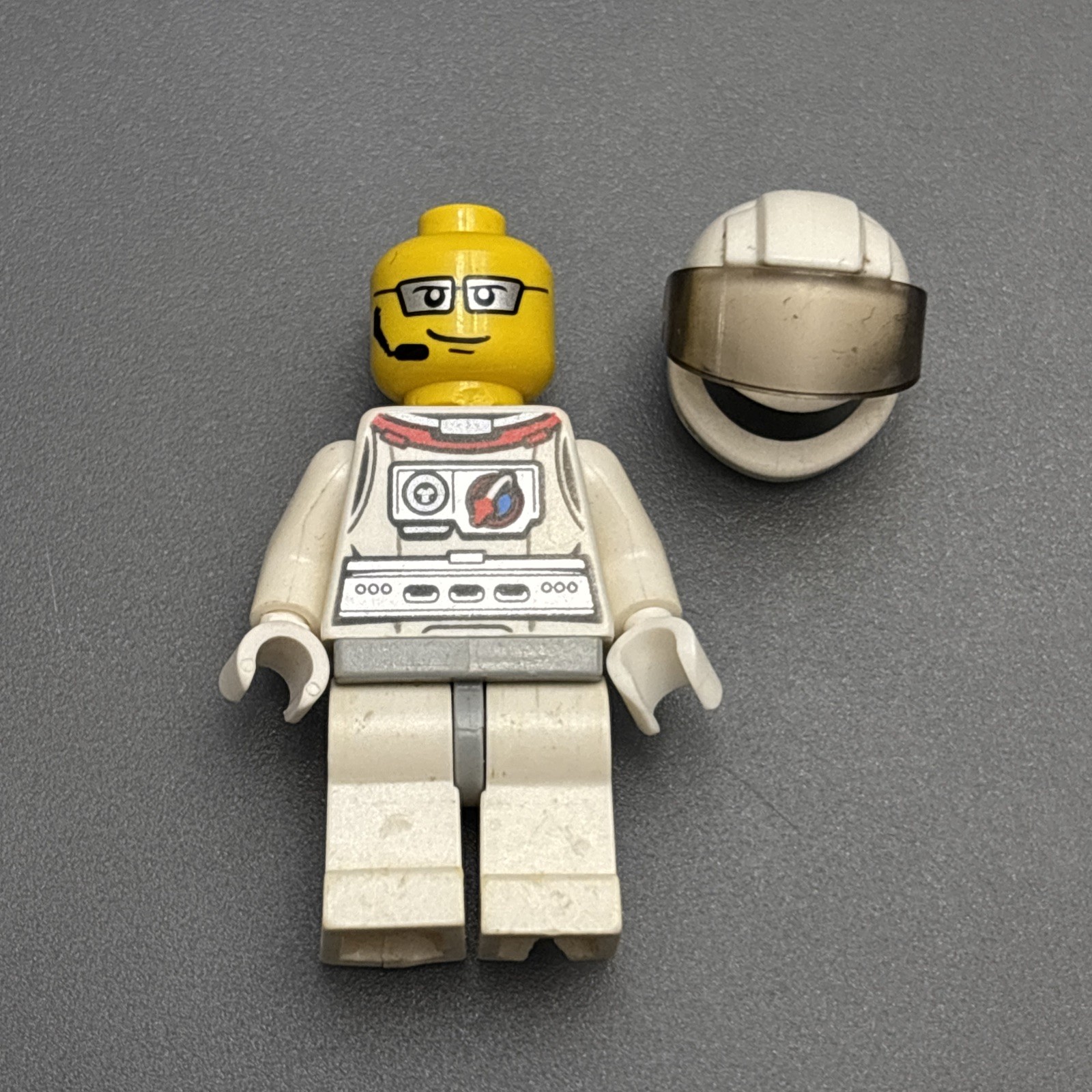 LEGO MINDSTORMS FIRST LEGO League Fig Astronaut fst026 From Set 45806 INTO ORBIT
