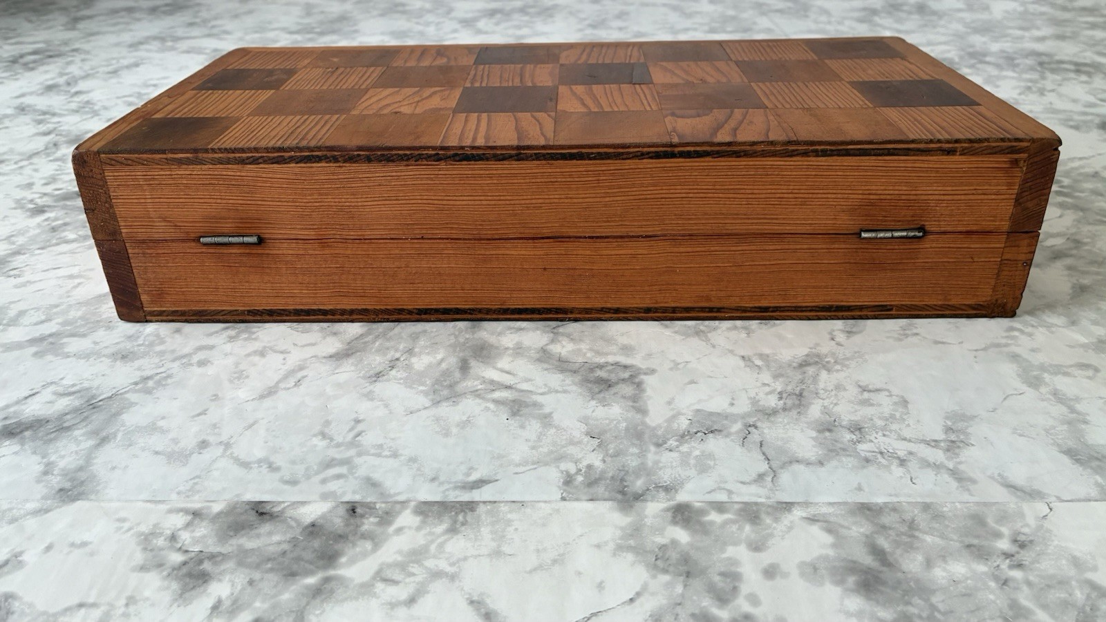 Vintage Wooden 16x16x2 Inches Chess/Checker Board Game Set