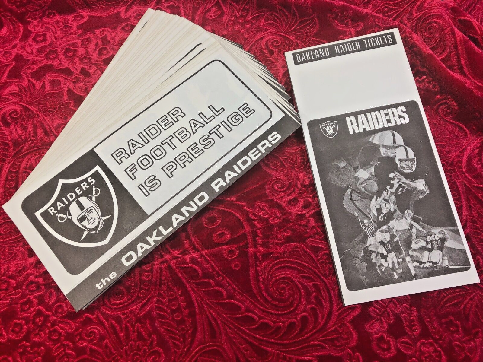 Original 1970\'s OAKLAND RAIDERS FOOTBALL TICKET ENVELOPES 25 Pieces UNUSED Original 1970\'s OAKLAND RAIDERS FOOTBALL TICKET ENVELOPES 25 Pieces UNUSED