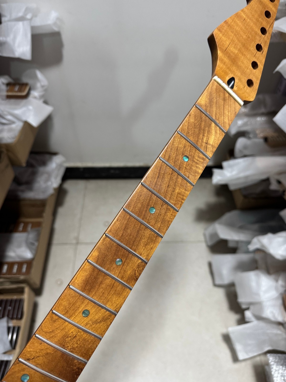 Reverse head Stainless 22Frets Roasted Flame Maple Electric guitar Neck parts