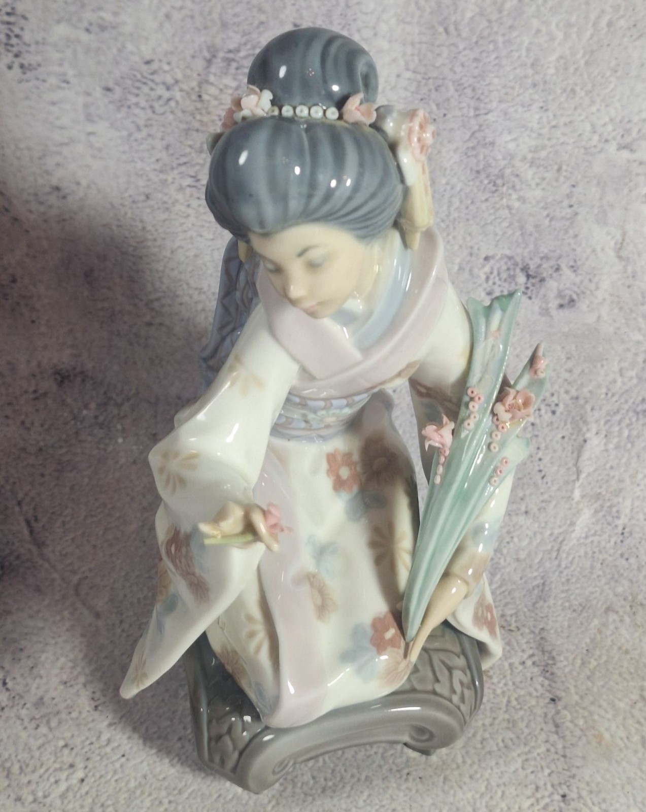 Lladró Porcelain Figurine \