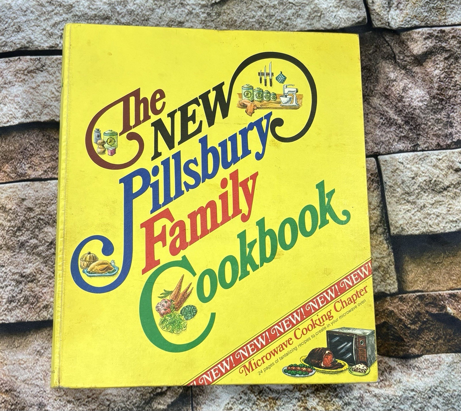 Vintage The New Pillsbury Family Cookbook Pillsbury Yellow HC Notebook 1973 USA
