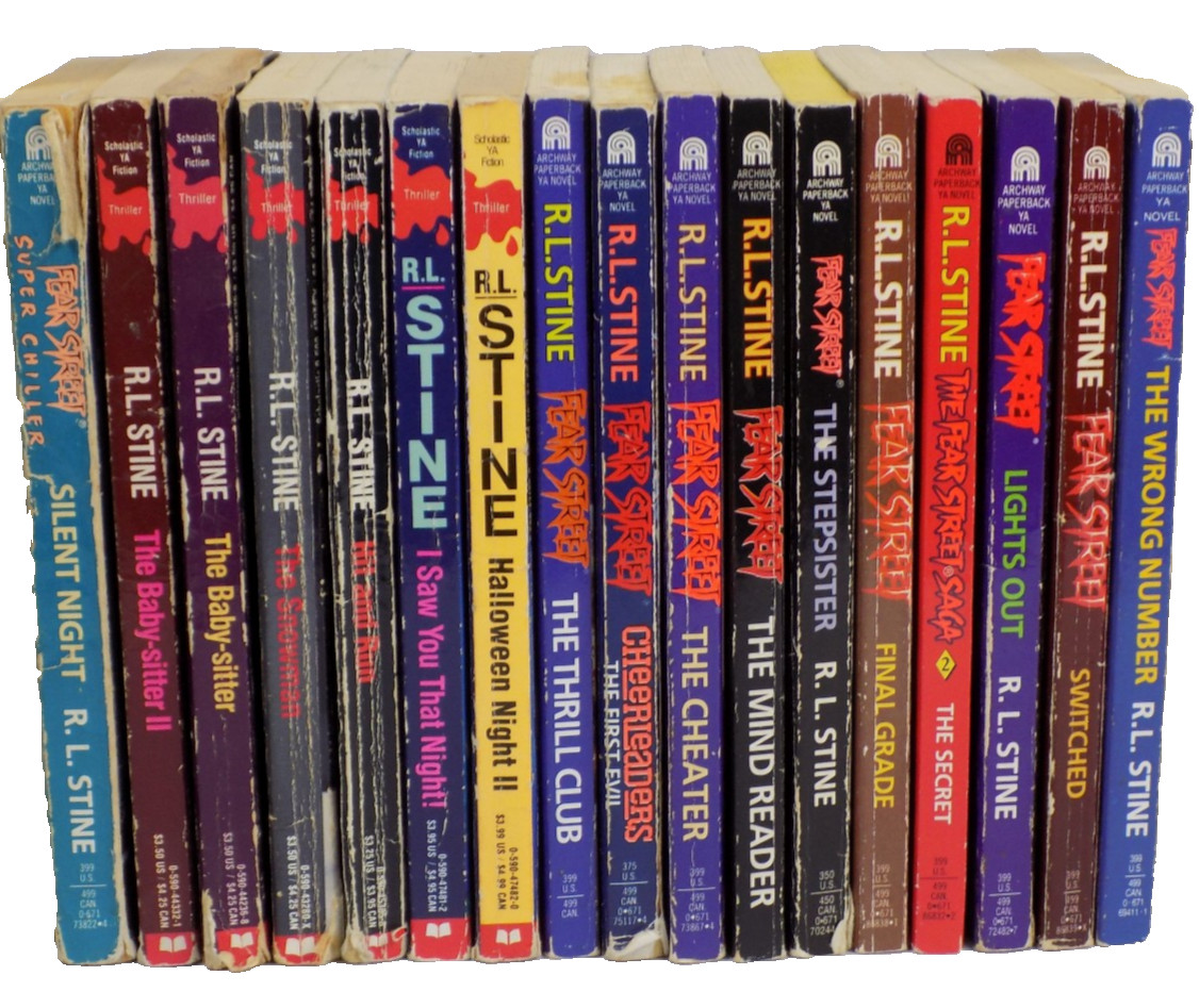 R.L. Stine Fear Street Vintage Book Lot of 17 Paperbacks 1990’s Halloween