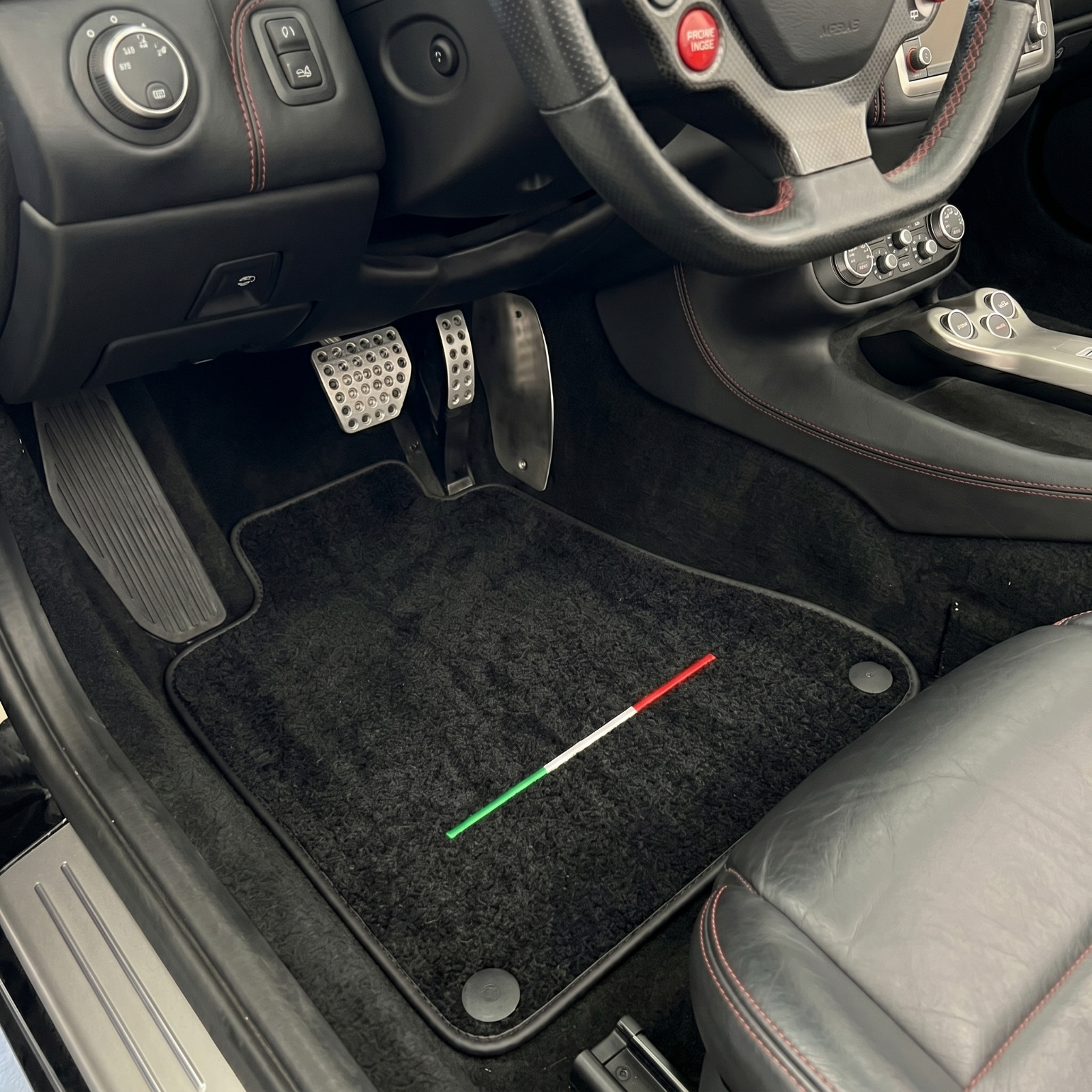 Floor Mats For Ferrari California Convertible 2008-2014 Black Tailored