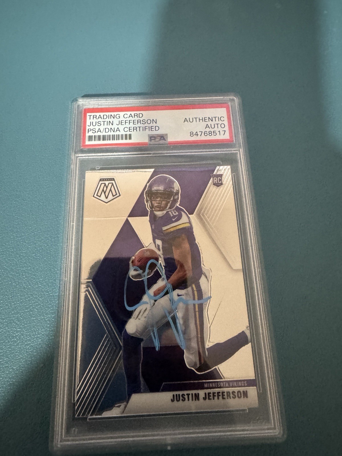 2020 Panini Mosaic Rookies Justin Jefferson #209 Authentic Autographed Card 2020 Panini Mosaic Rookies Justin Jefferson #209 Authentic Autographed Card