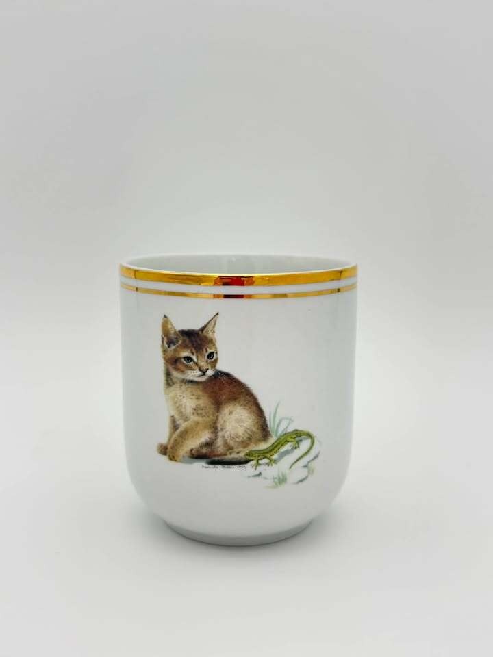 Vintage KM Austria Monika Heller-Cole Cat Lizard Mug Gold Trim Porcelain Vintage KM Austria Monika Heller-Cole Cat Lizard Mug Gold Trim Porcelain
