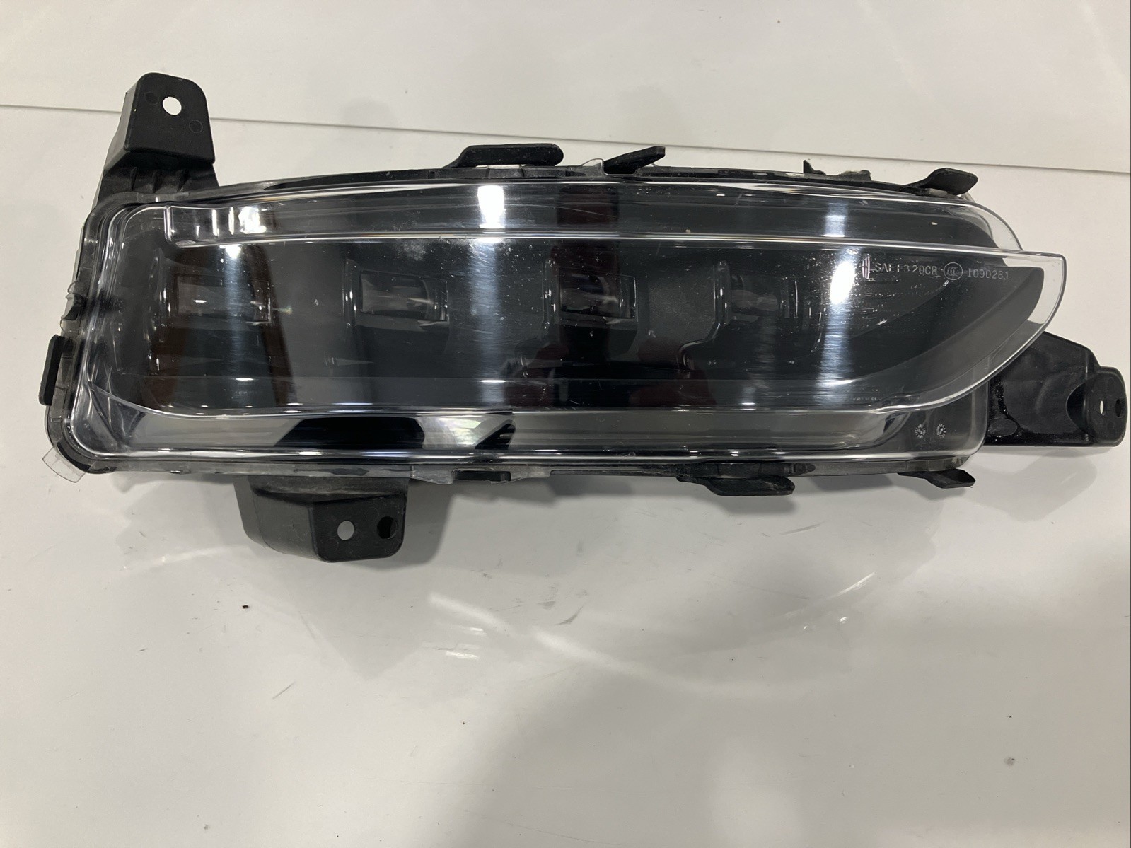 2020 - 2024 Lincoln Corsair Front Right RH LED Fog Light LJ7B-15A254-AC OEM 0862