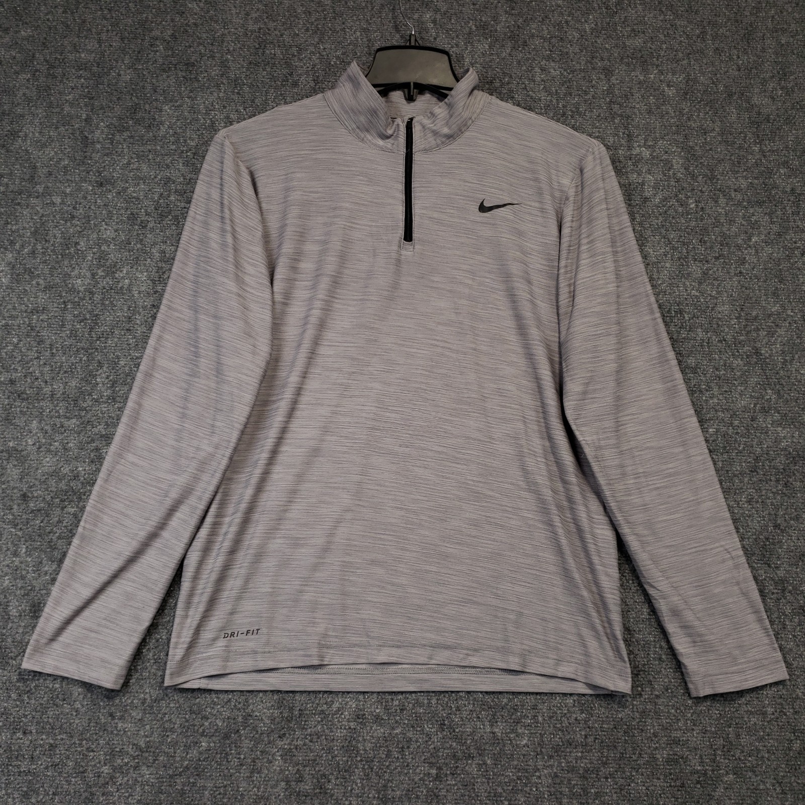 Nike Dri-Fit Breathe 1/4 Zip Pullover Men\'s Medium Gray Long Sleeve Mock Neck