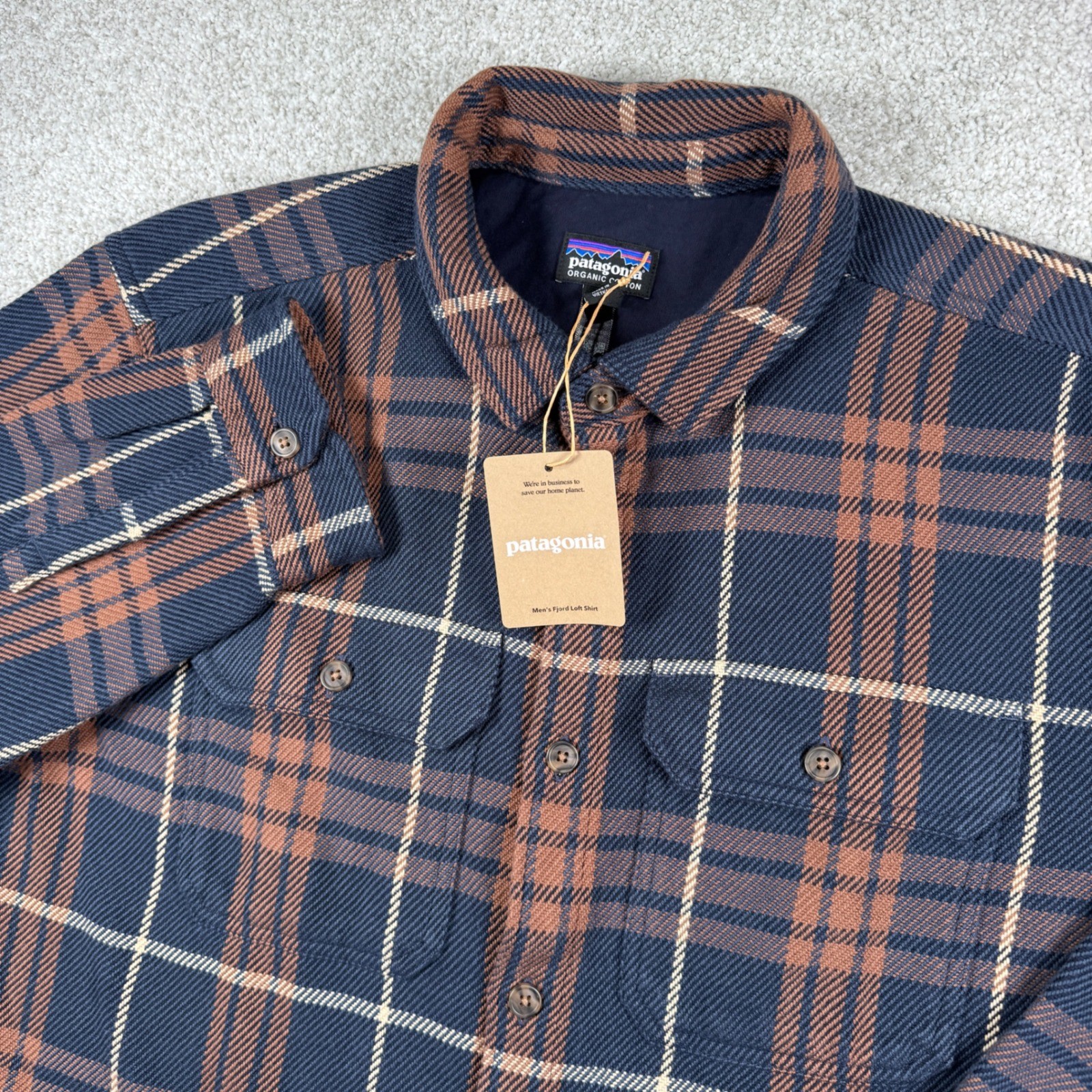 NEW Patagonia Fjord Loft Shirt Men L Sunken Blue Plaid Organic Cotton NEW Patagonia Fjord Loft Shirt Men L Sunken Blue Plaid Organic Cotton