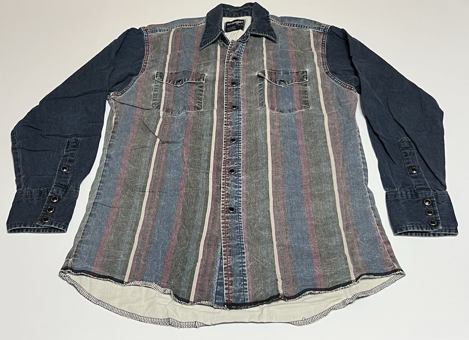 Vintage Wrangler Brushpopper Pearl Snap Shirt Denim Western 15.5-34 X-Long Tails