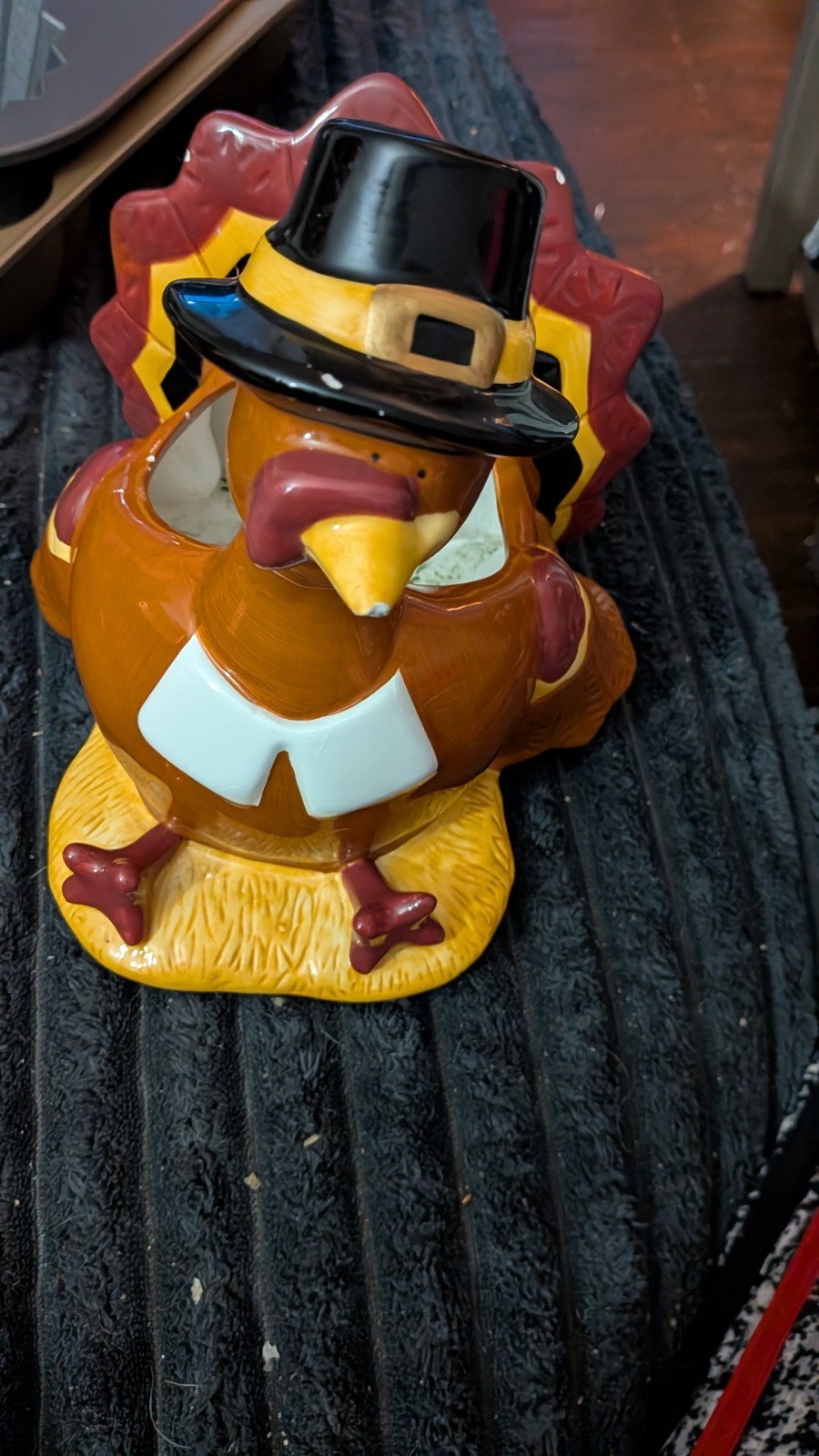 Vintage Teleflora Gifts Thanksgiving Pilgrim Turkey Planter Candy Dish Display Vintage Teleflora Gifts Thanksgiving Pilgrim Turkey Planter Candy Dish Display