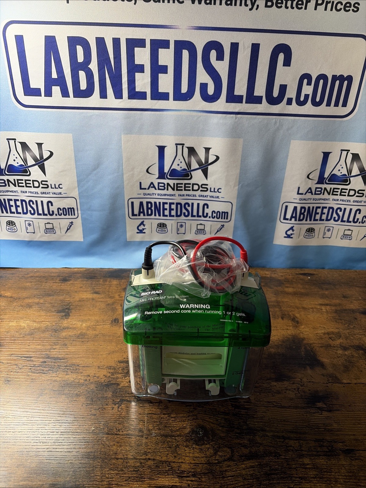 Bio-Rad Mini Protean Tetra Cell SDS-PAGE System 4 Gels 600VDC 500W