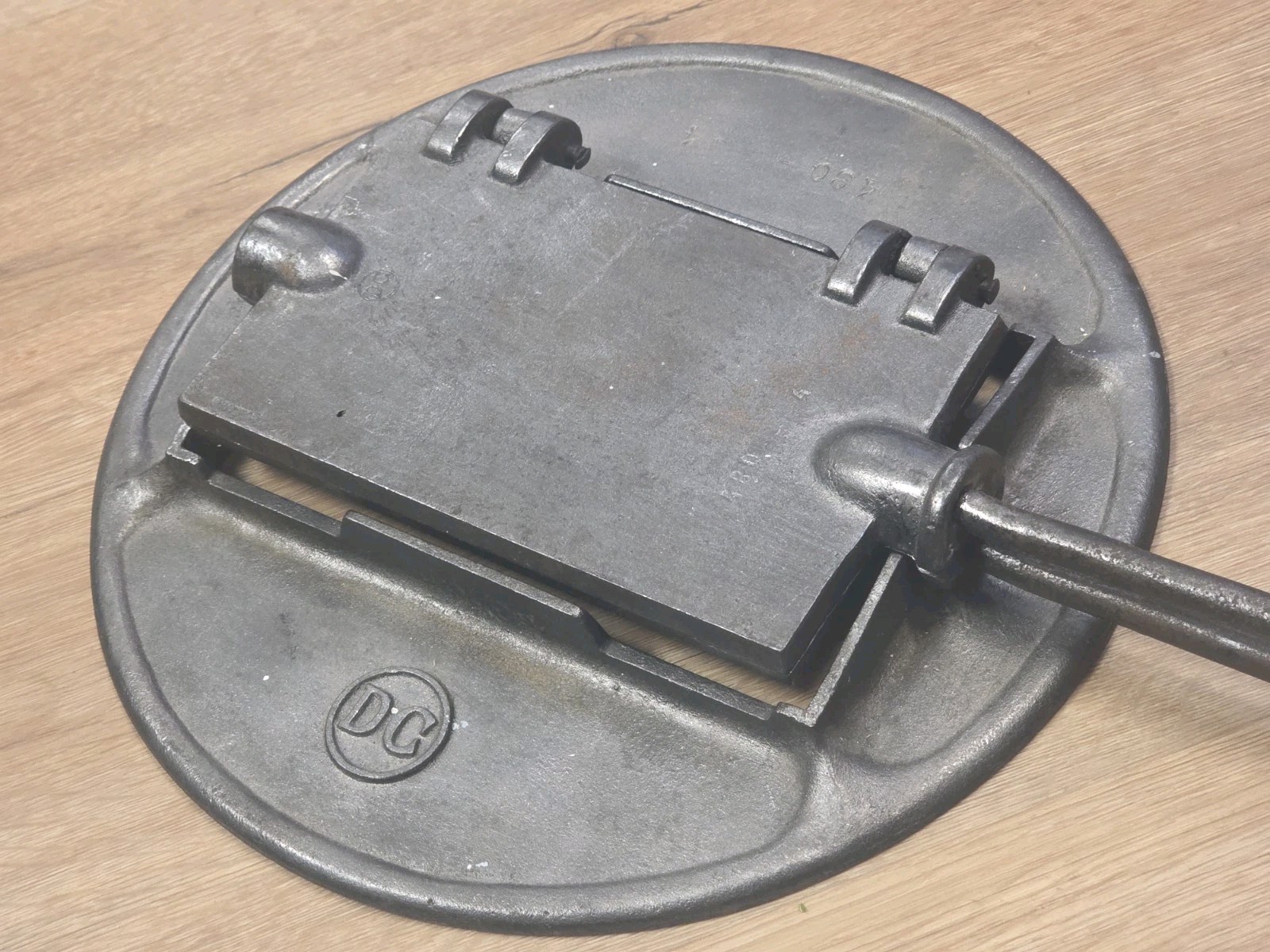 RARE Vintage Cast Iron Waffle Wafer Iron with Ring Base DC 480 - 4 Rectangular