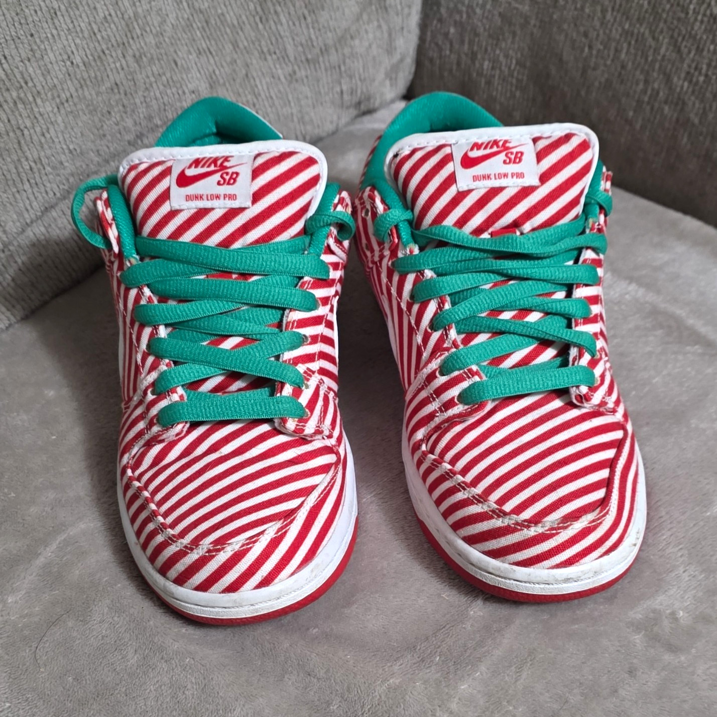 Nike SB Dunk Low Pro Candycane Shoes US 9 Medium Nike SB Dunk Low Pro Candycane Shoes US 9 Medium