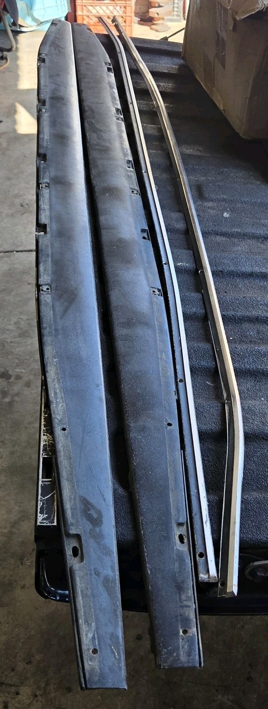 1968 1969 Corvette Rocker Panels Original GM Set Upper & Lower 4 Pieces