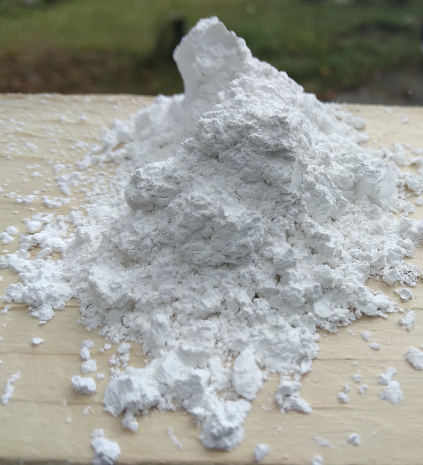 5 Pounds Calcium Hydroxide Hydrated Lime/ spraylime/ Slaked Lime 