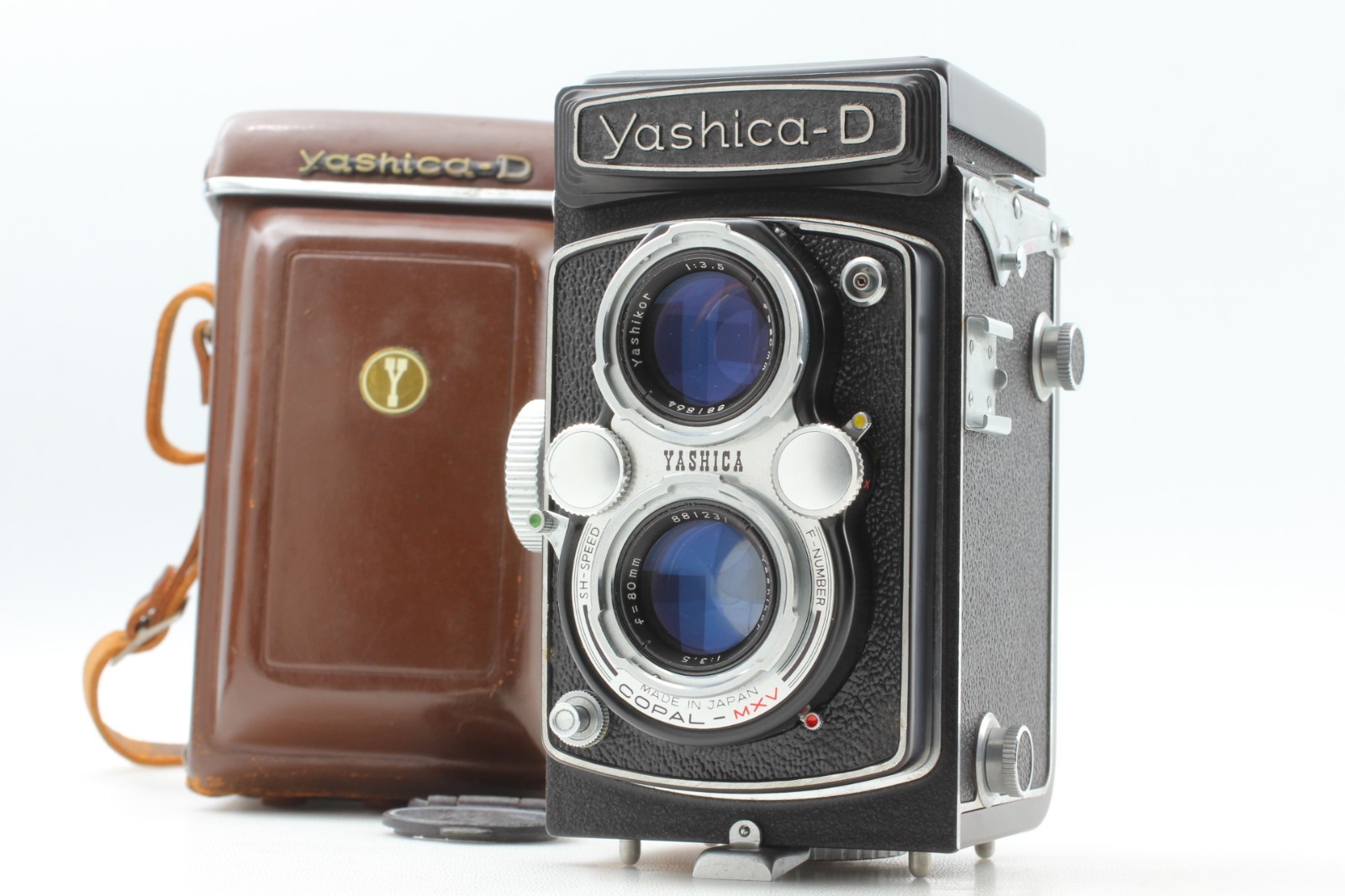 [ALMOST MINT w/ Case] Yashica-D TLR Film Camera Yashikor 80mm f3.5 Lens Japan