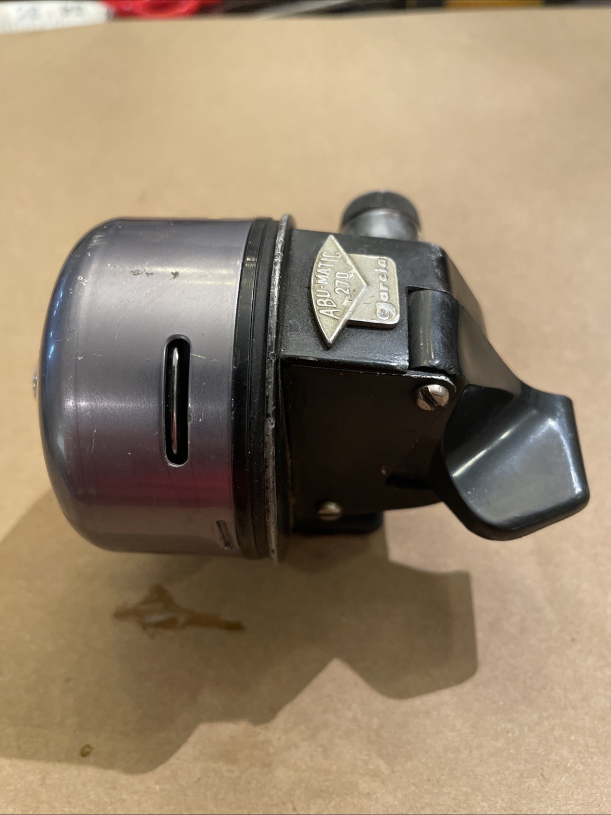 Vintage ABU GARCIA “ABU-MATIC” Spin Cast Reel Working  Cut & Filed Foot. See Pic