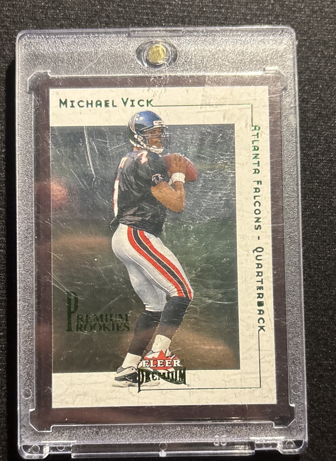 2001 Fleer Premium - Premium Rookies Michael Vick #209 /2001 (RC)