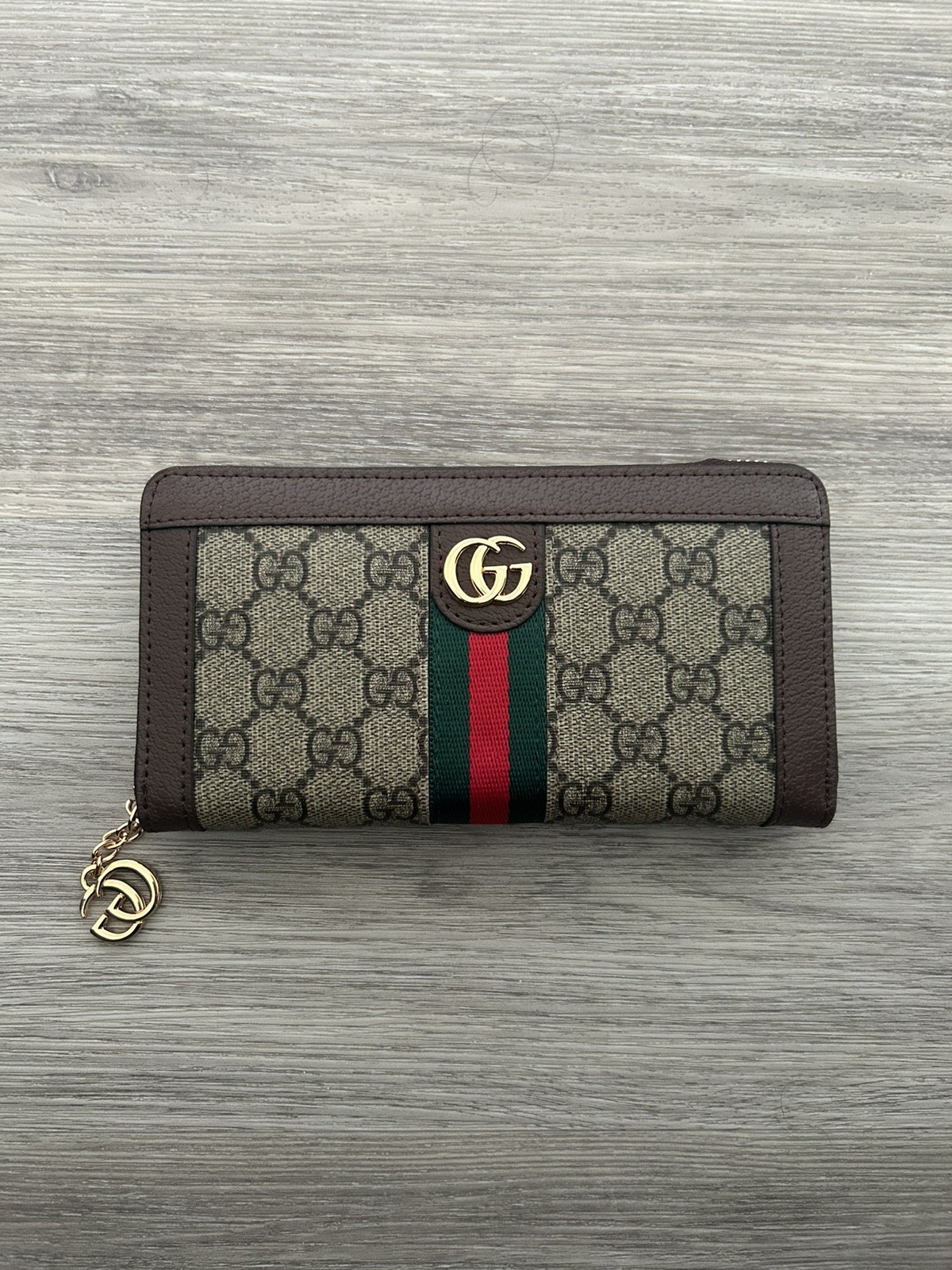 Gucci Ophidia zip around wallet in brown
