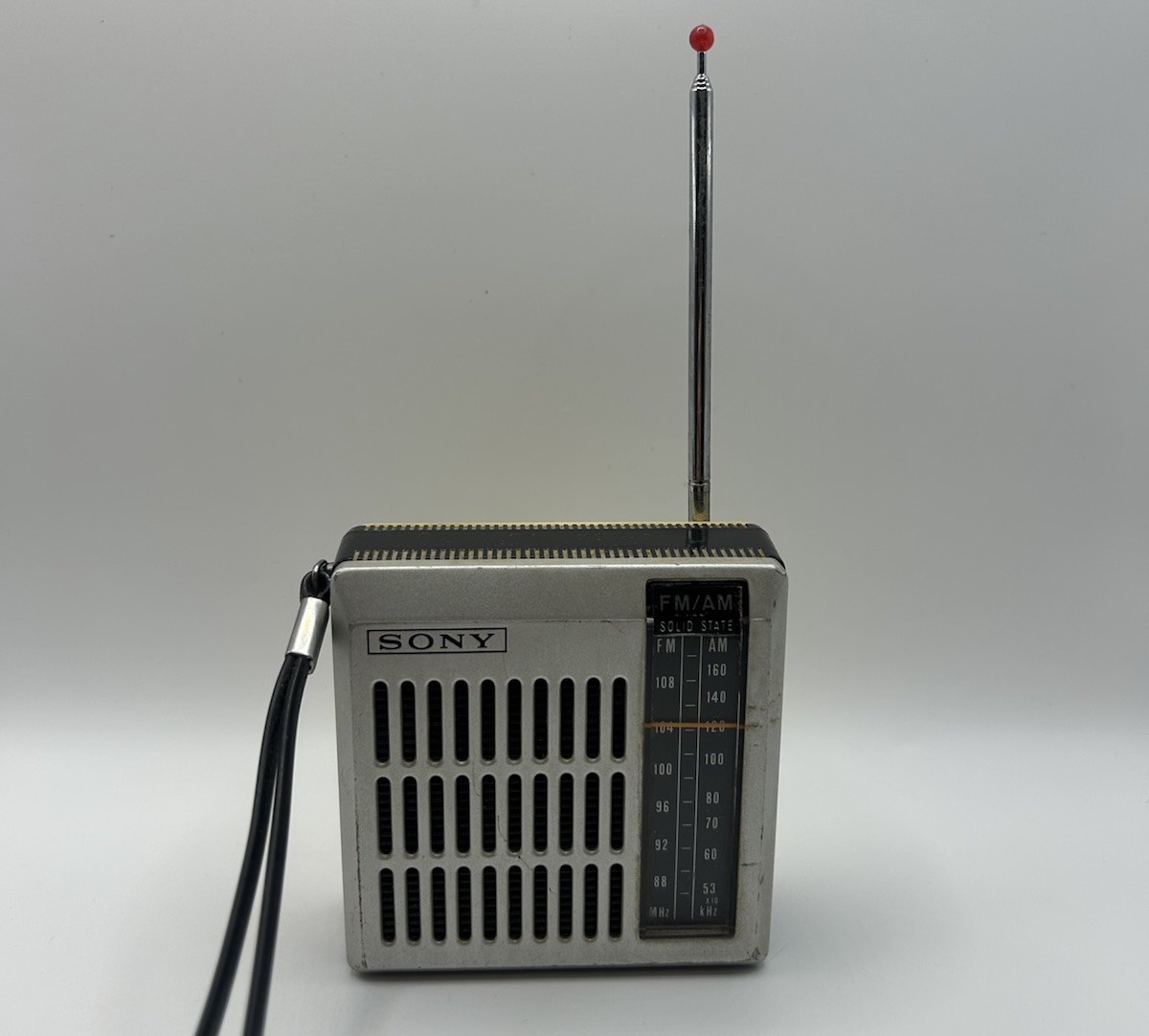 Vintage Sony TFM-3700W AM/FM Solid State Radio Silver Tested and Working Japan