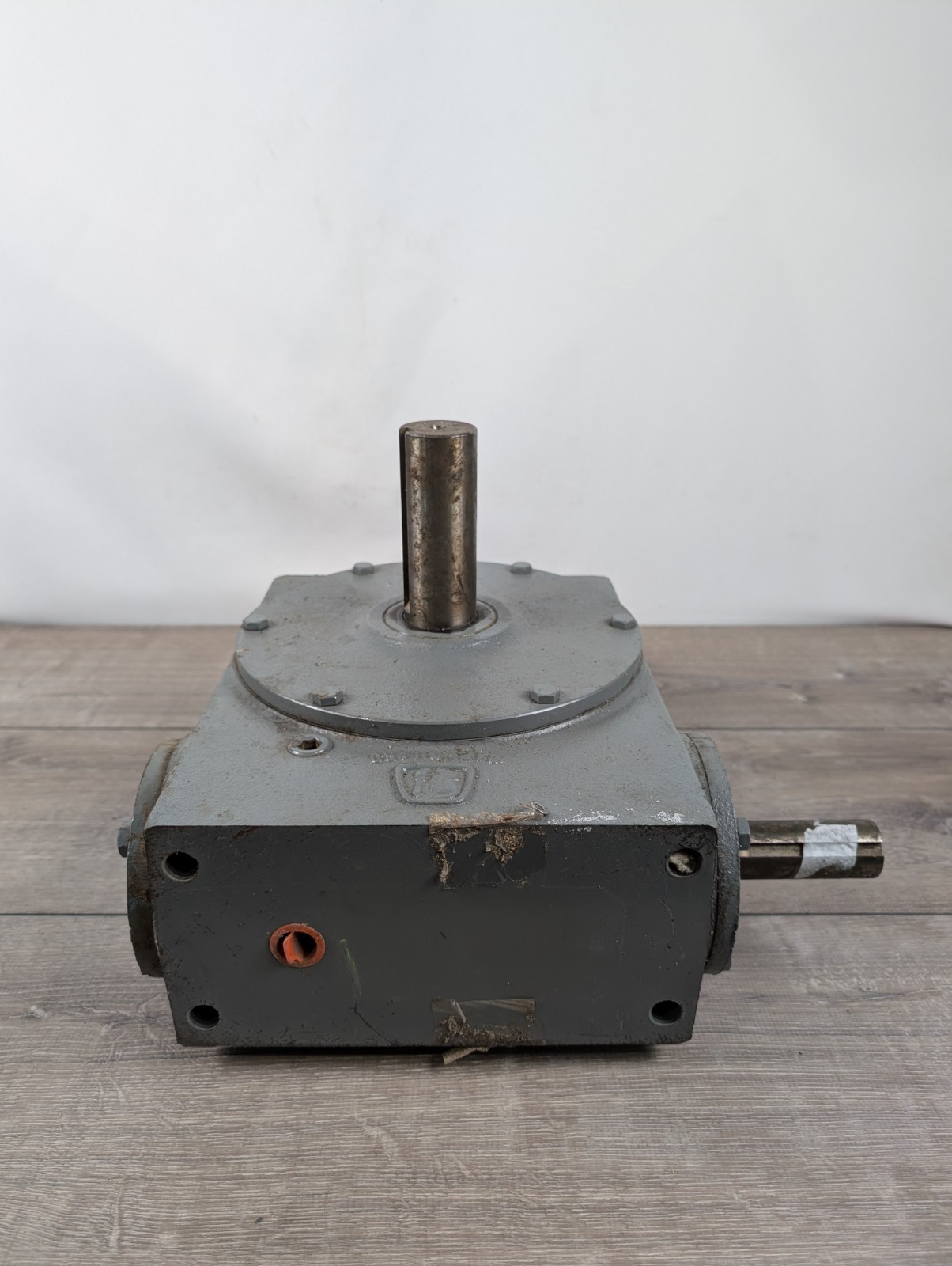 NEW HUB CITY GEAR REDUCER / 0220-21318-451 10:1 RATIO 4.5\