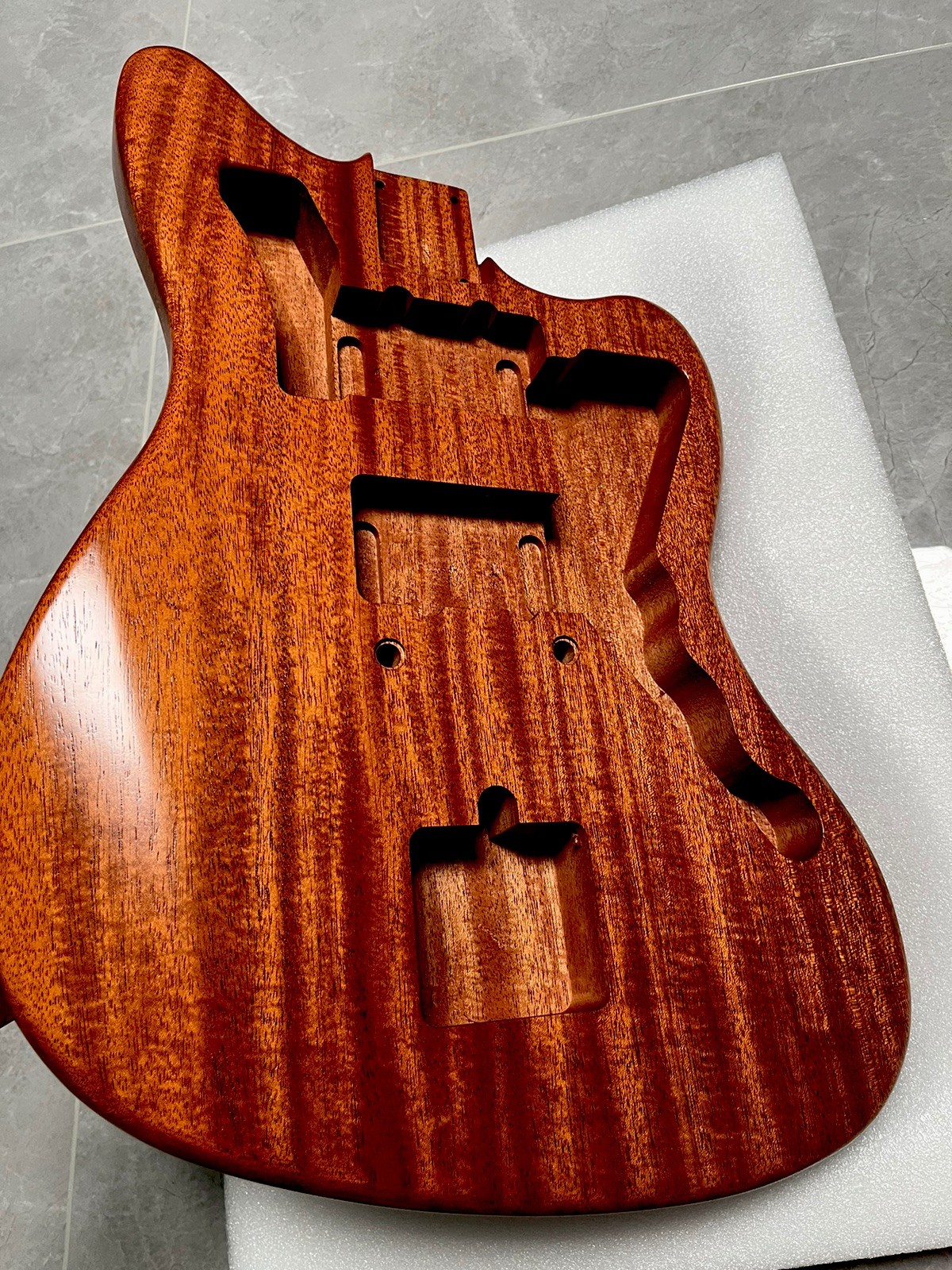 AAAAA Brand new One-Piece Jazzmaster Mahogany Electric Guitar Body