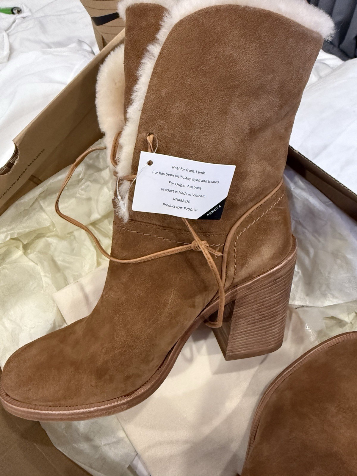 UGG Australia Jerene Womens Sz 7 Shoes Brown Suede Lace Up Shearling Chunky Boot