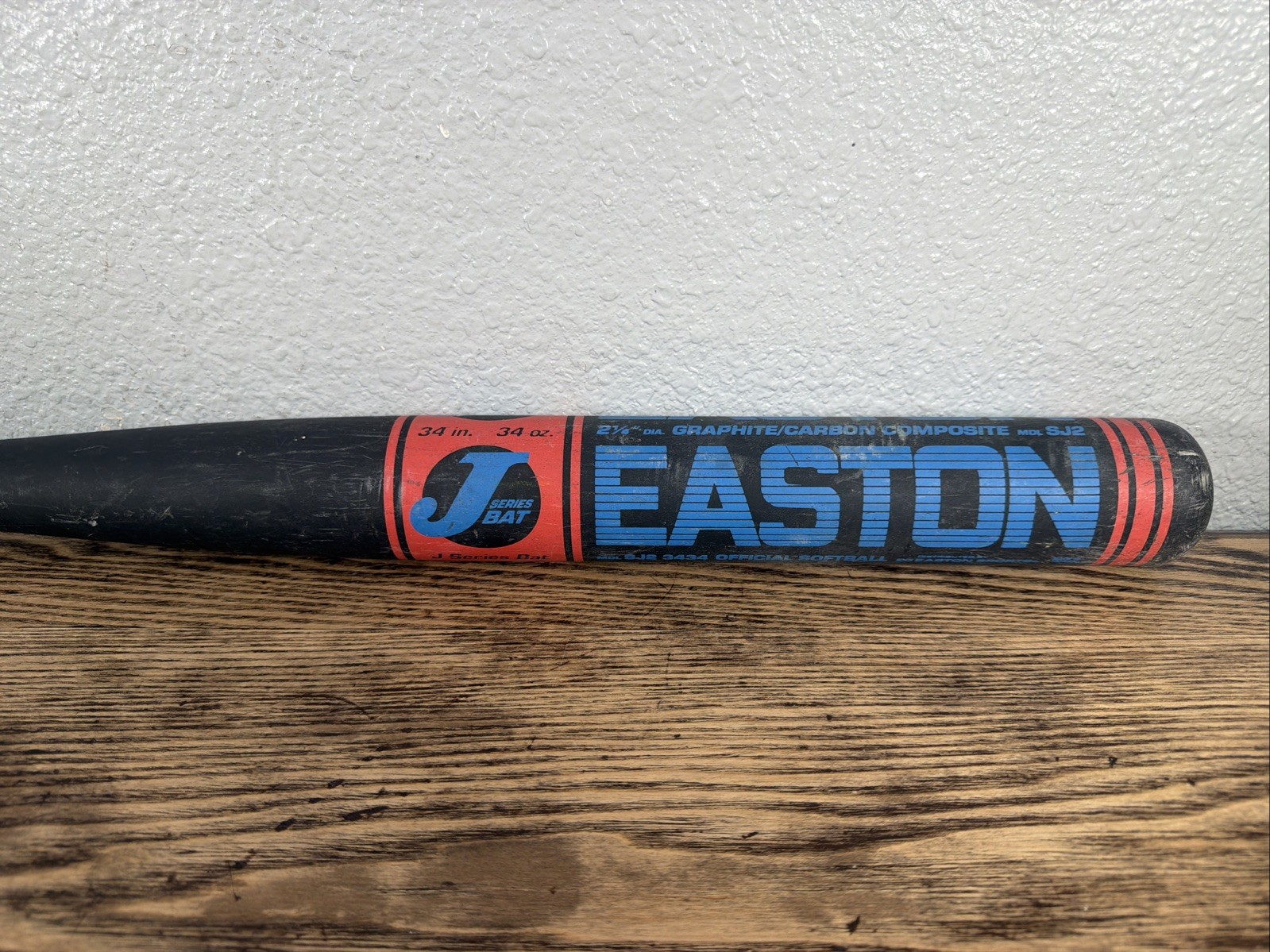 EASTON J Series SJ2 Softball Bat  Very Early Graphite~Carbon Composite 34” 34oz