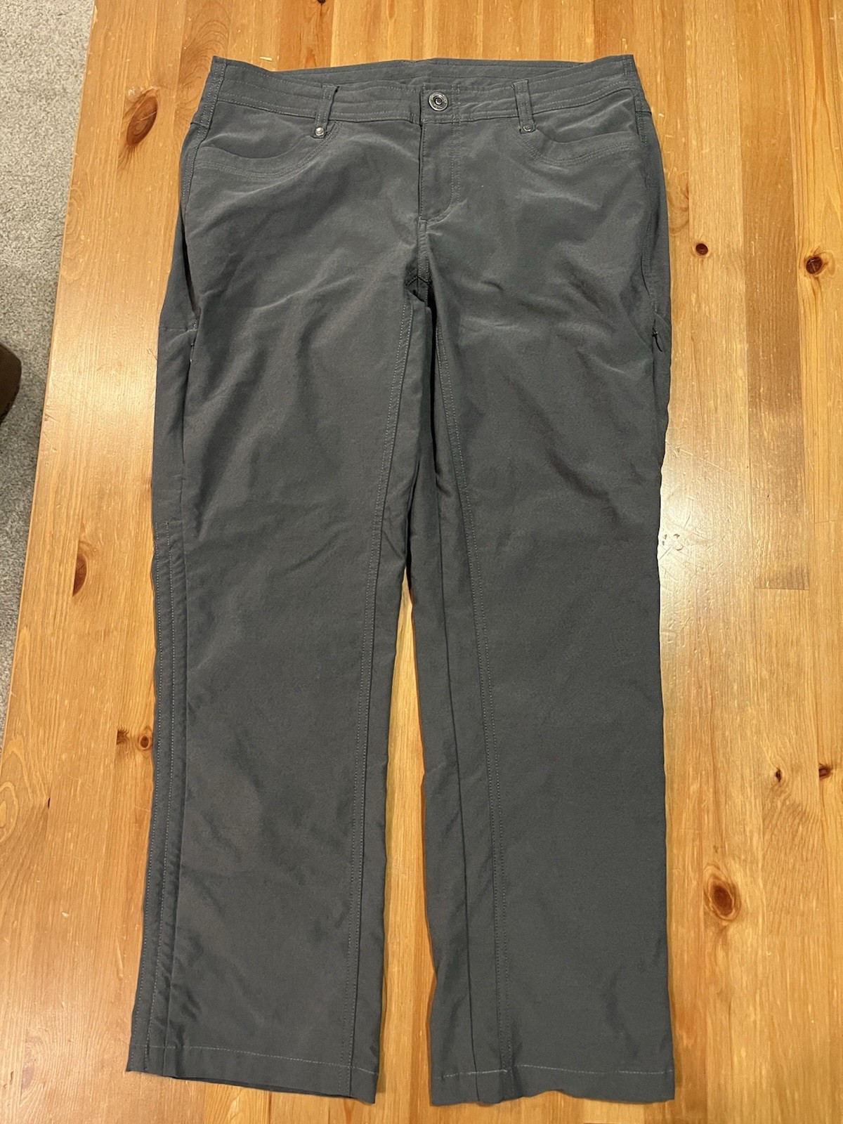 Gray Kuhl Legendary Pants Outdoor Hiking Everyday Women\'s Size 8 Short