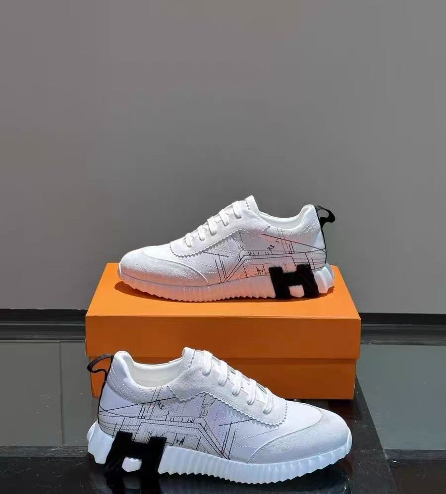 Hermes Bouncing Contrast H‑Logo Sole Premium Map‑Pattern Casual Hermes Bouncing Contrast H‑Logo Sole Premium Map‑Pattern Casual