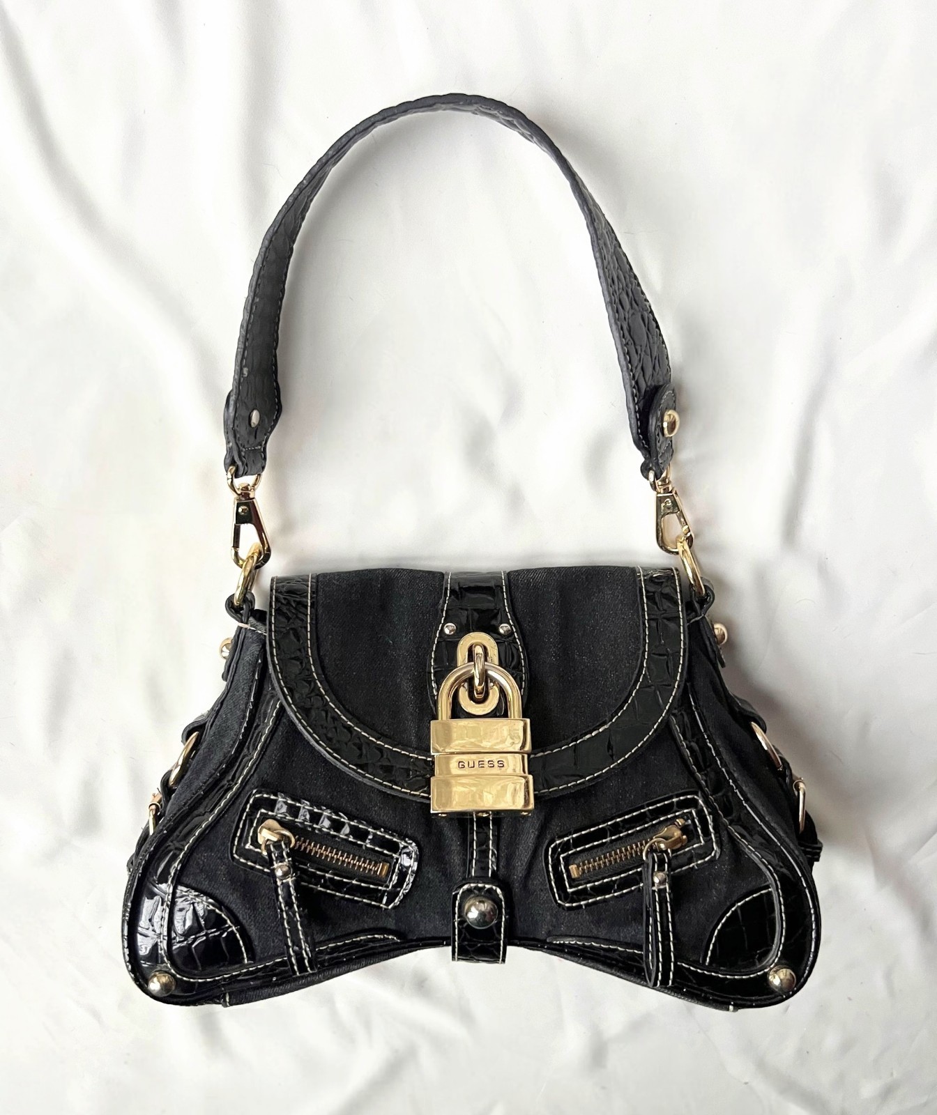 Vintage Guess Y2K Shoulder Bag Black Monogram Leather 2000 Edgy Grunge RARE 90s Vintage Guess Y2K Shoulder Bag Black Monogram Leather 2000 Edgy Grunge RARE 90s