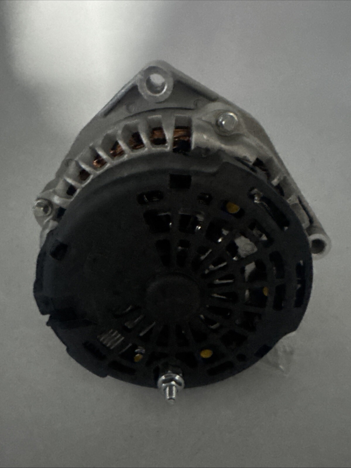 Romaine Electric 8301N Alternator 12 V, 160 Amp Crack In Black Plastic Romaine Electric 8301N Alternator 12 V, 160 Amp Crack In Black Plastic