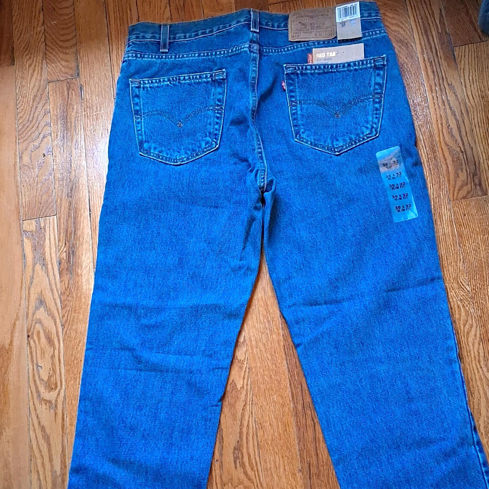 Levi\'s Men\'s Blue Denim Jeans Regular Fit Straight Leg 5-Pocket New w/Tags