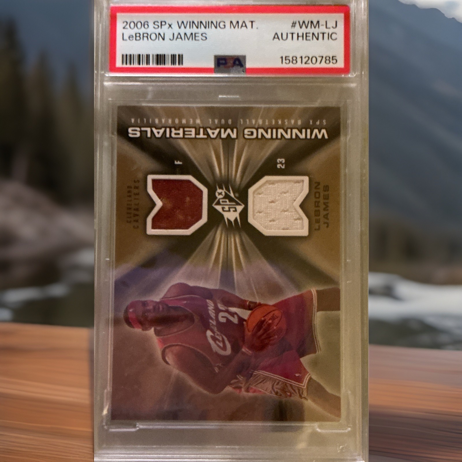 Upper Deck 2006-07 SPx Winning Materials LeBron James Cavaliers #WM-LJ PSA A Upper Deck 2006-07 SPx Winning Materials LeBron James Cavaliers #WM-LJ PSA A