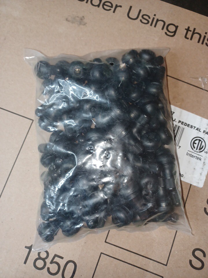 300 PCS TR412 Snap In Car Tire Rubber Valve Stems Tubeless 300 PCS TR412 Snap In Car Tire Rubber Valve Stems Tubeless