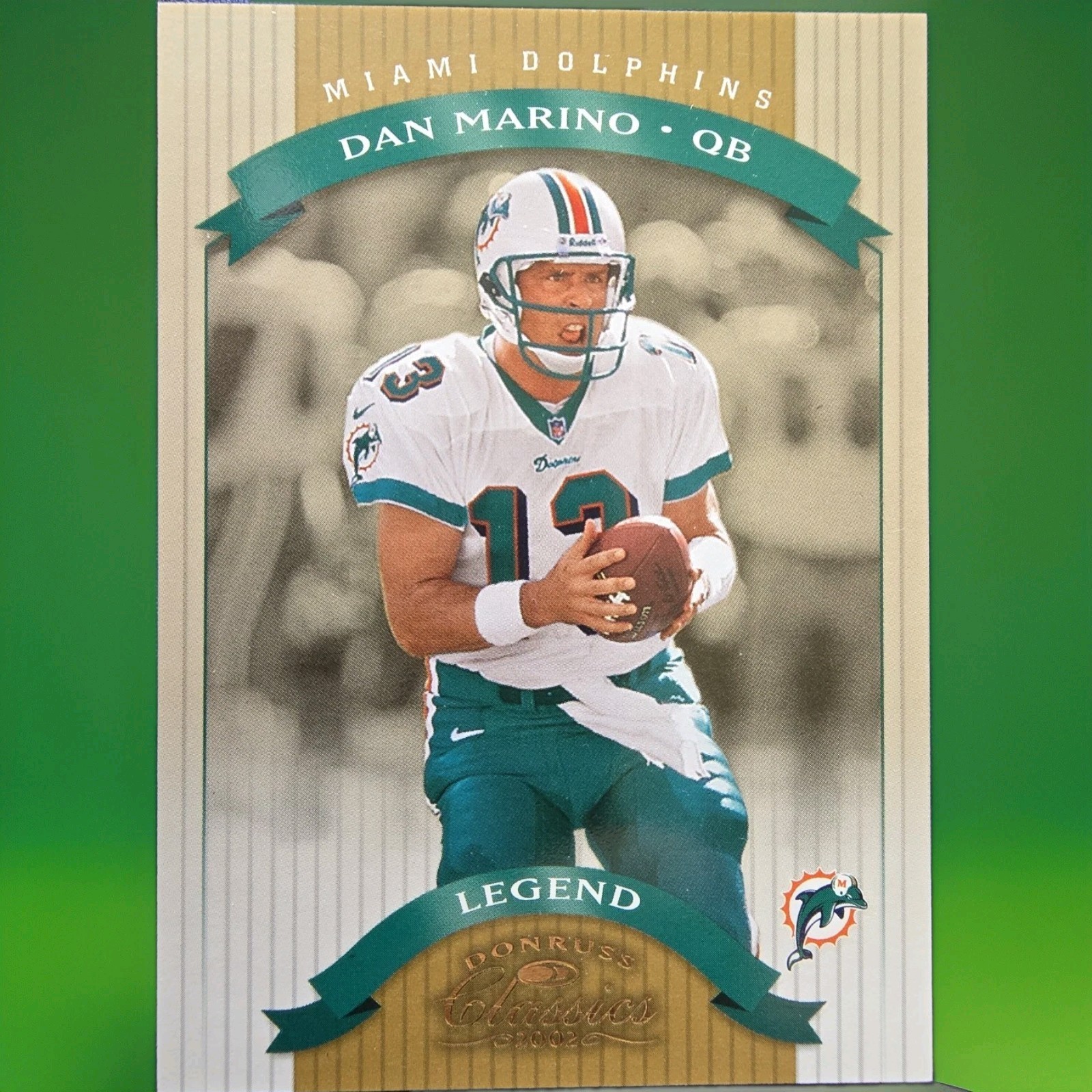 2002 Donruss Classics - Legend Dan Marino #104 /1000 2002 Donruss Classics - Legend Dan Marino #104 /1000