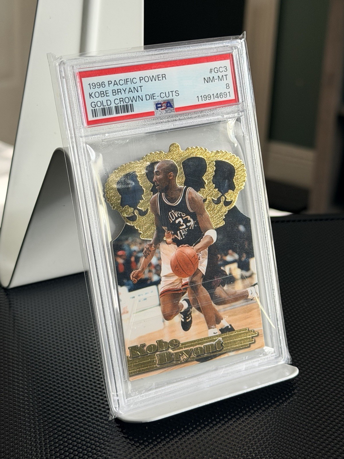 1996 PACIFIC POWER GOLD CROWN DIE-CUTS GC3 KOBE BRYANT ROOKIE (RC) LM HS PSA 8